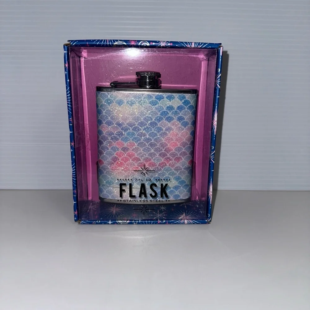 NEW Wild Eye Designs Flask Multi-color 7 FL OZ Stainless Steel Mermaid Girly